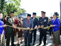 Bey Machmudin Hadiri Peringatan HUT Bhayangkara Ke-78 Tingkat Polda Jabar