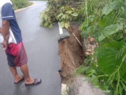 Jalan Penghubung Antar Desa Di Kecamatan Baras Terancam Ambruk