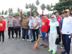 Anggota DPR RI Sponsori Lomba Katinting Di Pantai Tanjung Babia