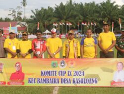 Yaumil Buka Komite Cup Di Lapangan Sepakbola Desa Kasoloang